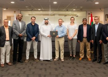 مذكرة بين الجامعة الأمريكية في الشارقة وإدنبرة