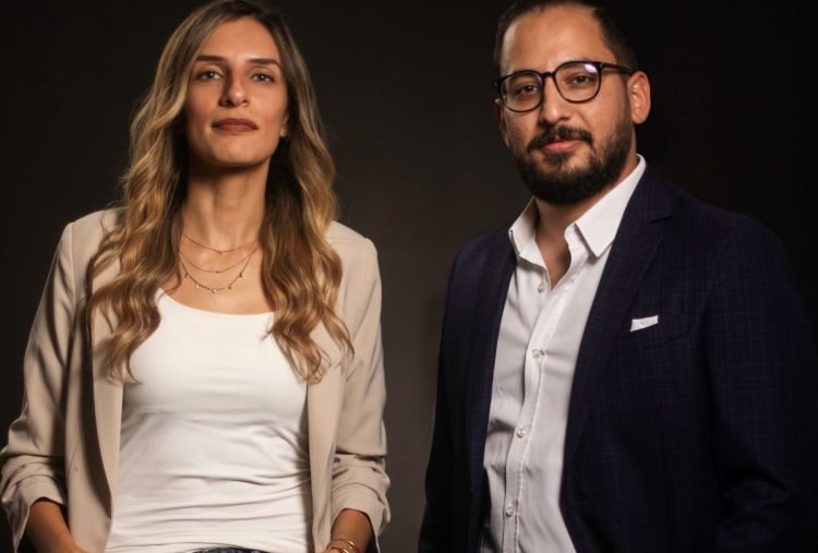 محمد مسعد وإناس صيام - منصة فلكستوك