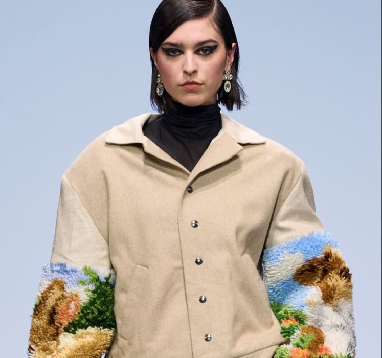 عرض مجموعة أزياء Nothing