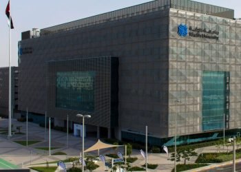 جامعة خليفة