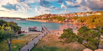 فلاي دبي الى أولبيا في ايطاليا