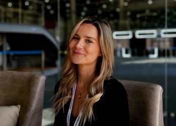 أنابيل ماندر- نائب الرئيس الأول لتحالف